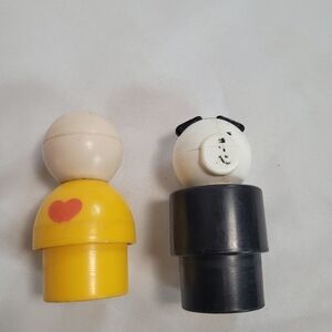 VTG 1984 Fisher Price Jumbo Little People Dog and Baby 3"